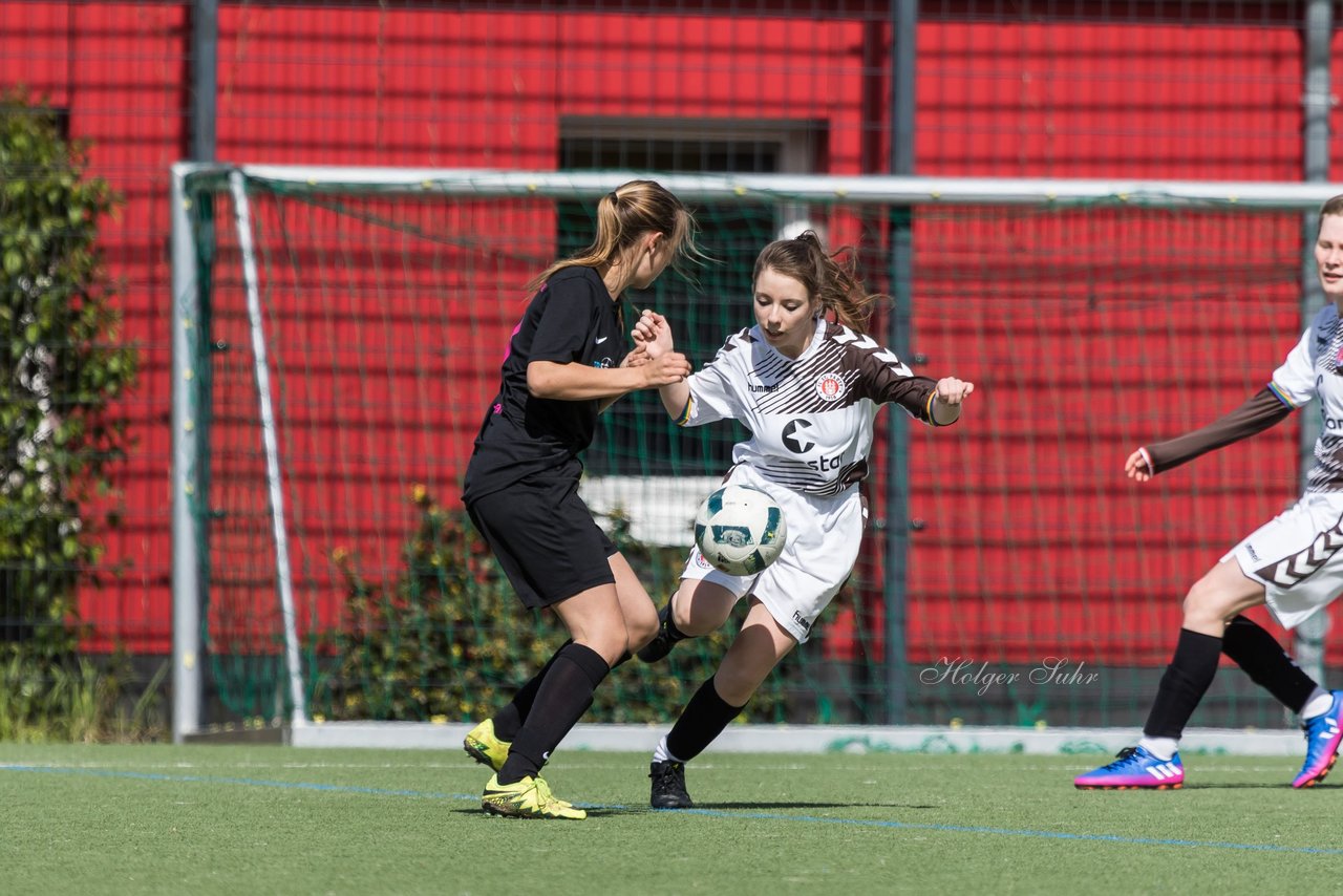 Bild 61 - B-Juniorinnen St.Pauli - C-Juniorinnen SV Steinhorst : Ergebnis: 1:2